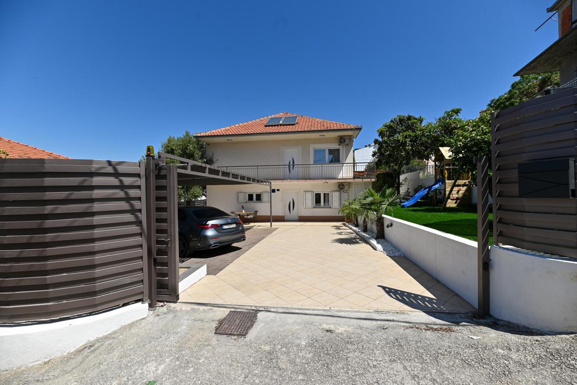Villa Costa Blu With Pool By The Sea Trogir Dış mekan fotoğraf